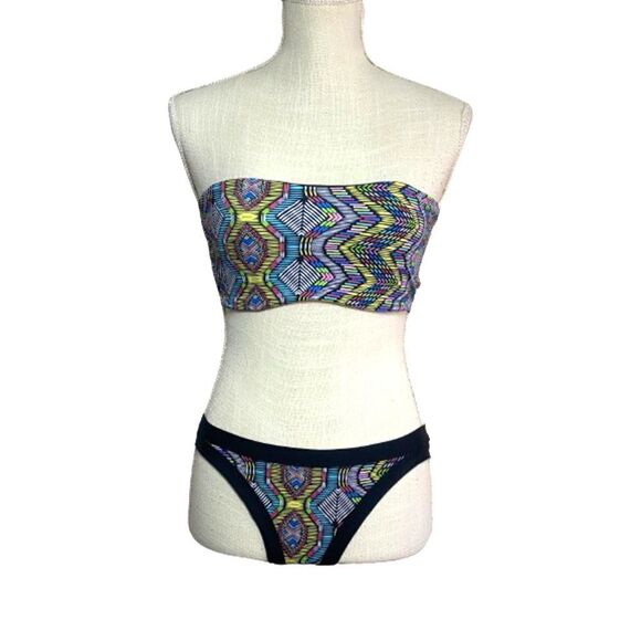 L*SPACE 2 PIECE BIKINI - Picture 7 of 11